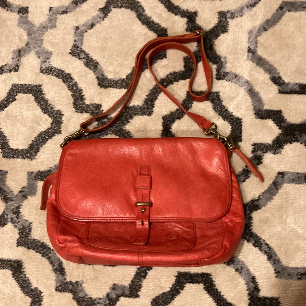 Lucky Brand pink leather crossbody bag